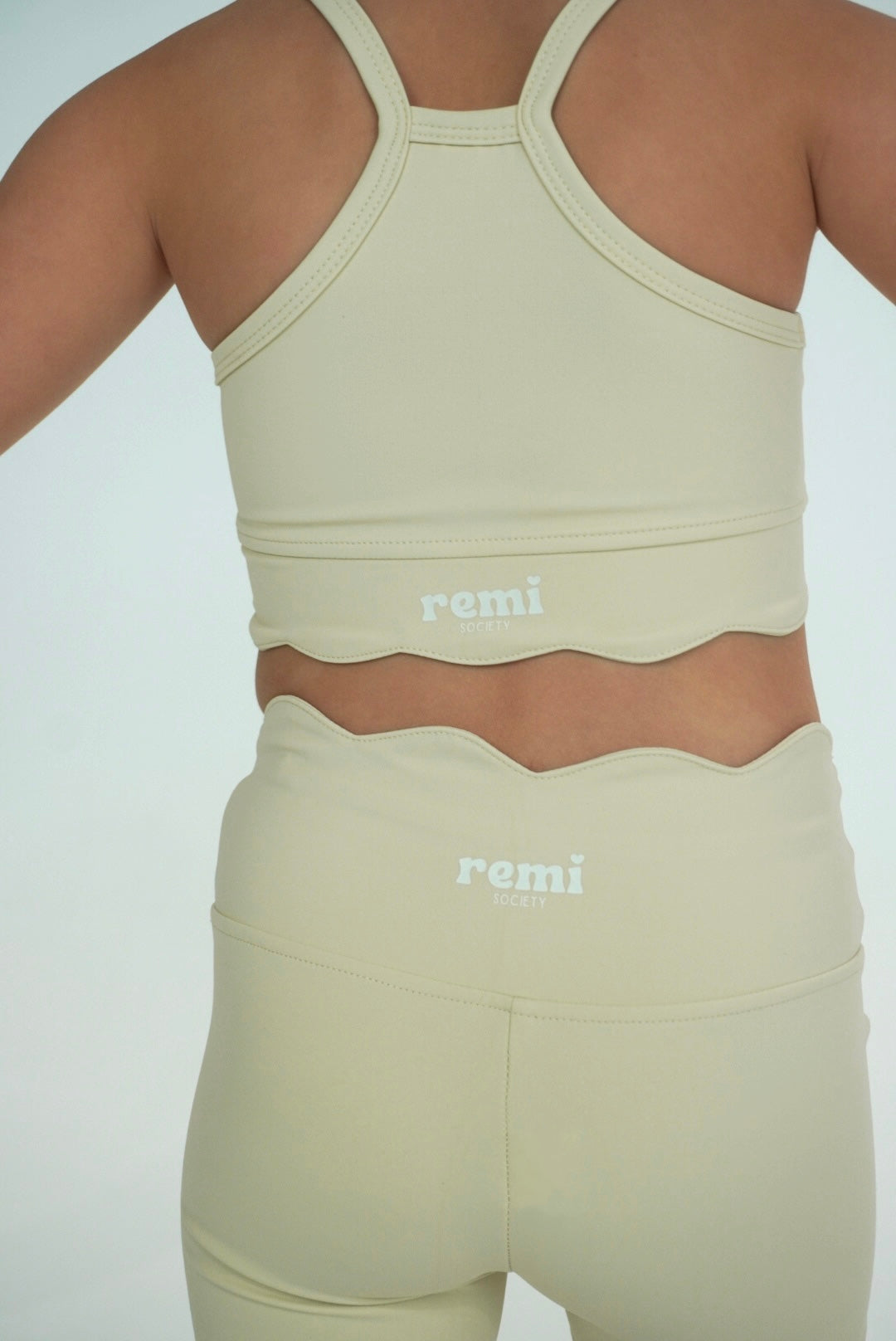 The Remi Set - Chai photo 5